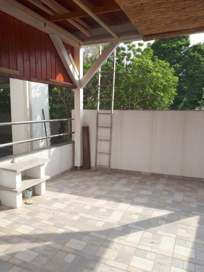 דירות באסקה Ruzmarinka 4* מראה חיצוני תמונה